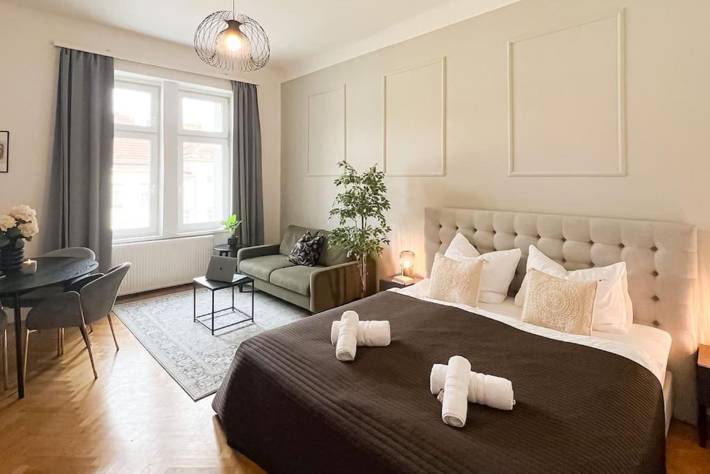 Cozy & Central 2 Bedroom Apartment Wien Eksteriør billede